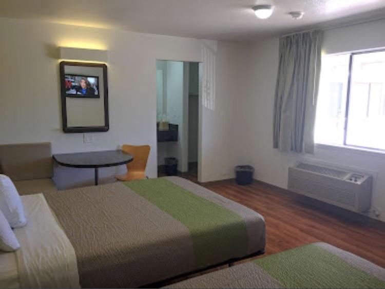American Inn Hawthorne Eksteriør bilde