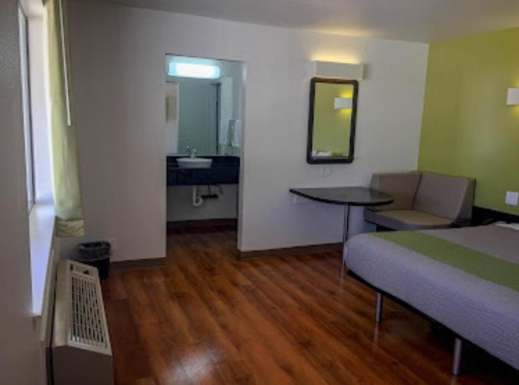 American Inn Hawthorne Eksteriør bilde